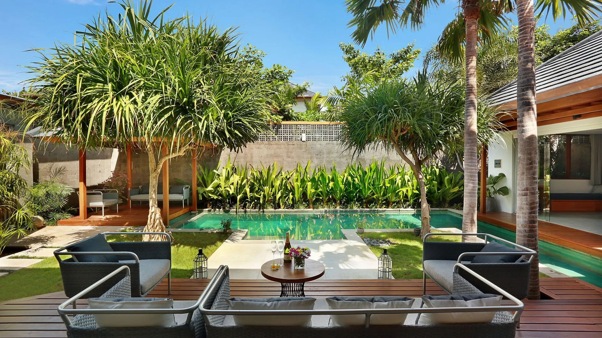 Villa Odyssey Seminyak  Seminyak (Bali)